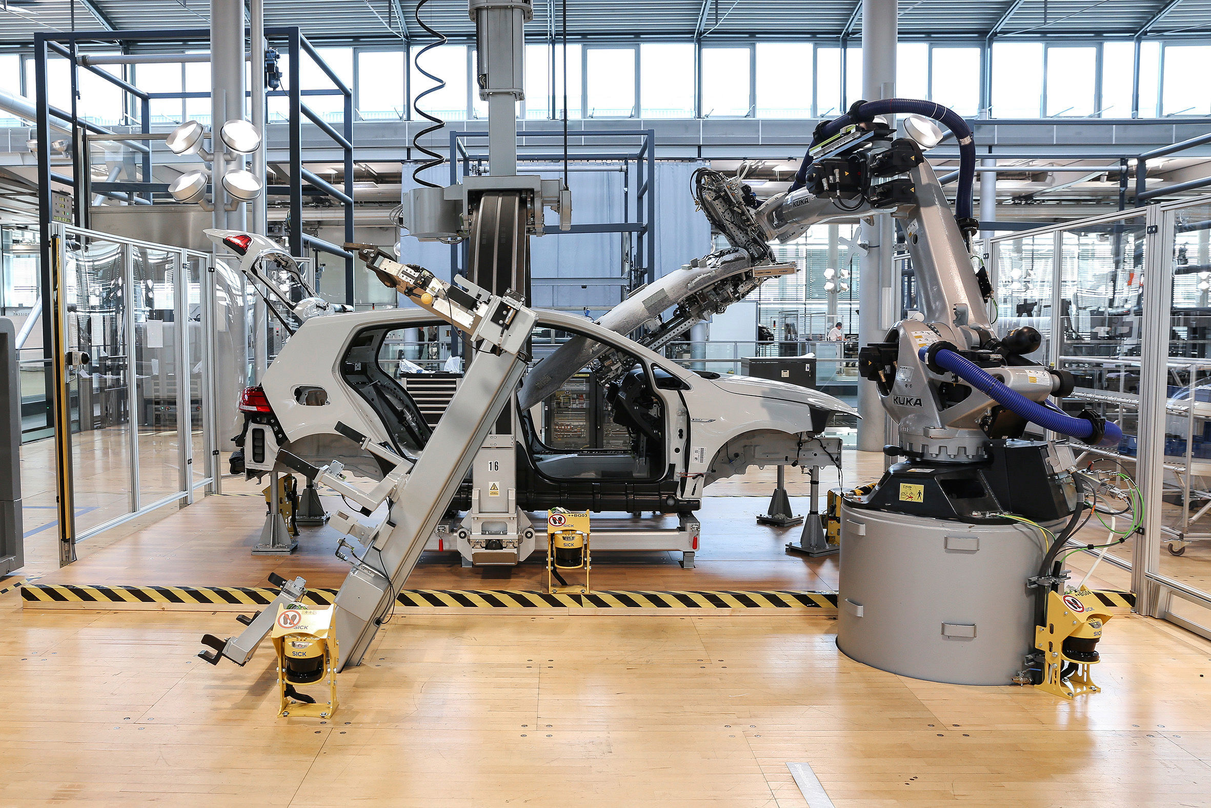 Volkswagen Uji Teknologi 5G untuk Produksi di Pabrik Pintar