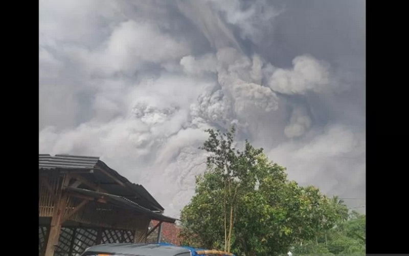 Badan Geologi Perbarui Peta Kawasan Rawan Bencana Gunung Semeru
