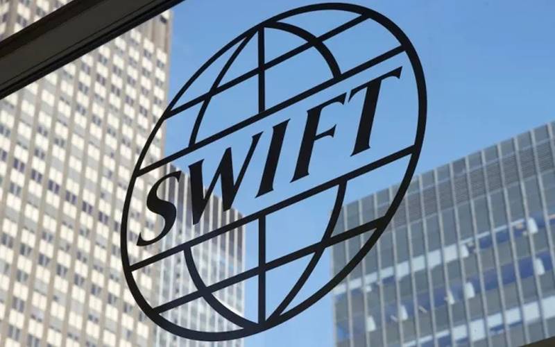 SWIFT Bersiap Depak Bank Rusia dari Sistem Transaksi Dunia 