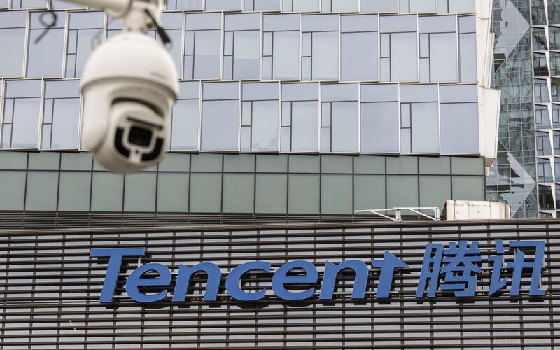 Pil Pahit Tencent Holdings, Alami Penurunan Pendapatan Perdana