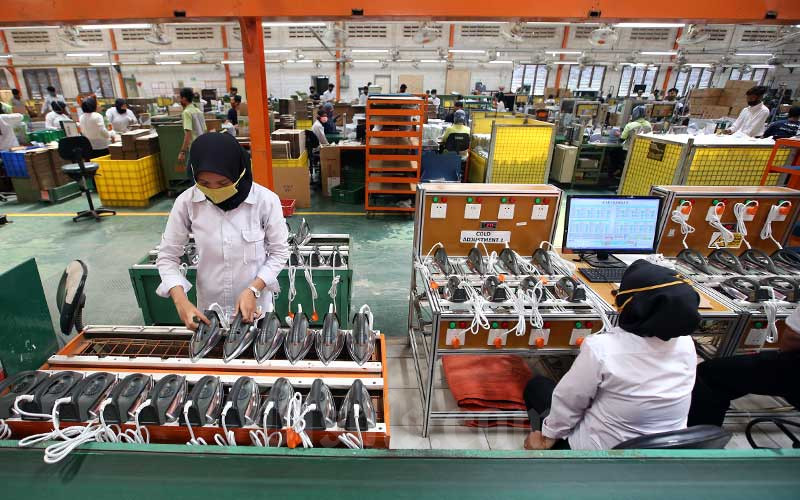 Sektor Manufaktur Menangkis Isu Deindustrialisasi 