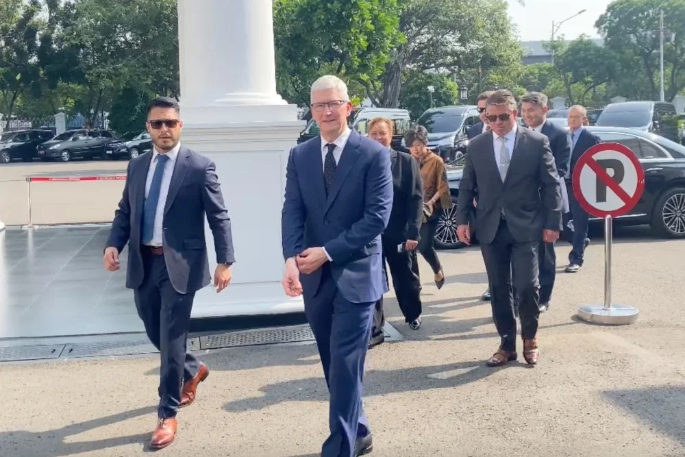 Fakta Di Balik Alasan Bos Apple Tim Cook Datang Ke Indonesia