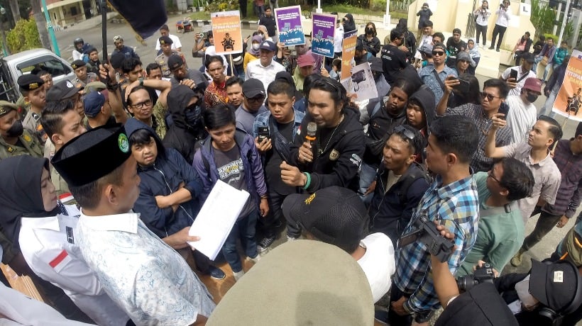Jurnalis Demonstrasi di DPRD Sulawesi Selatan